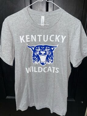 Kentucky Wildcats UK Bella Canvas Gray Heather T-Shirt with White and Blue Print